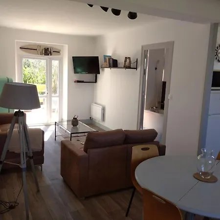 Prázdninový dům Les Pieds Dans L'eau *